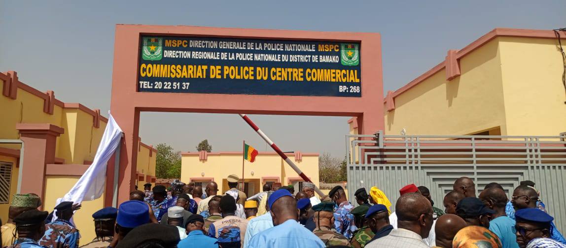 INAUGURATION DU COMMISSARIAT DU CENTRE COMMERCIAL ET DU POSTE DE COMMANDEMENT DE L’UNITÉ MOBILE DE SURVEILLANCE ET D’INTERVENTION